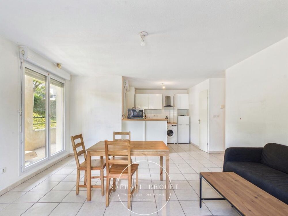 T3 avec terrasse et parking  Investissement locatif sécurisé à Grigny (69520)
