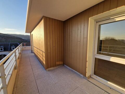  Appartement � louer 4 pi�ces 79 m�