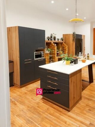  Maison � vendre 9 pi�ces 216 m�