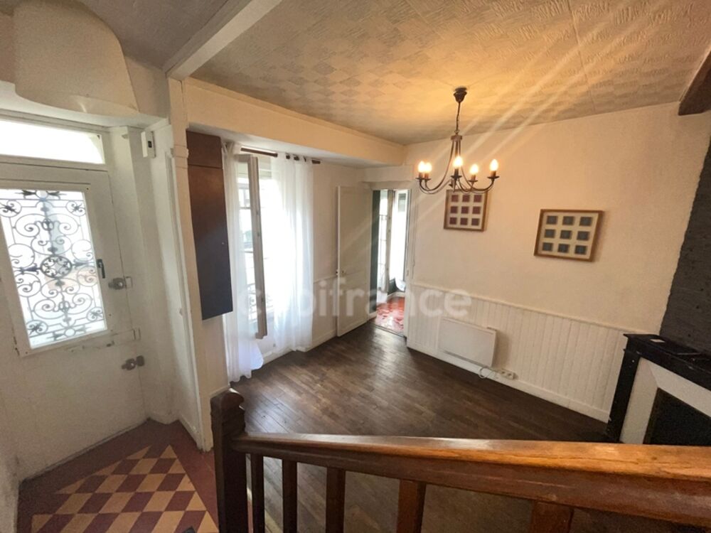 Vente Maison Maison de ville de caractère au coeur de CHÂTEAU RENARD (45) - 4 pièces - idéal primo accédant ou investisseur ou activité profe Chateau renard