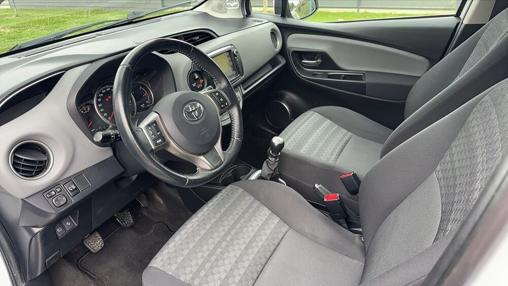 Yaris 1.3 VVT-i 100 Dynamic Business 2017 occasion 08000 Charleville Mezieres