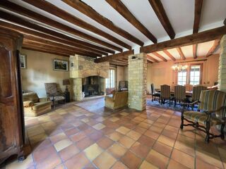  Maison  vendre 4 pices 235 m