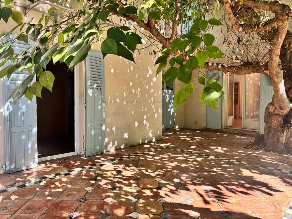 Vente Maison Maison à vendre 5 pièces MONTPELLIER (34) avec piscine Montpellier