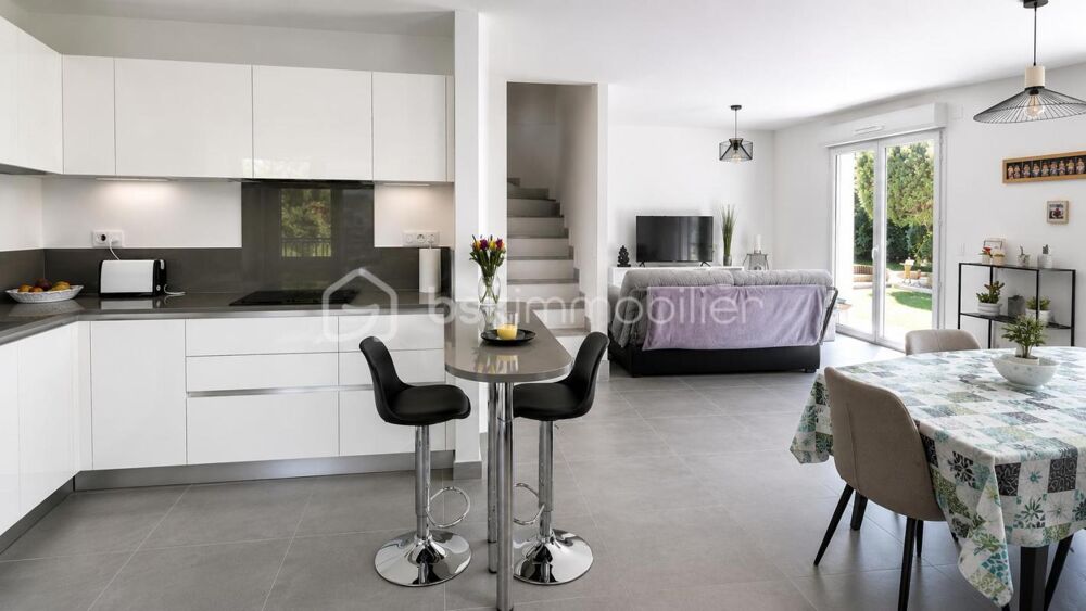 � vendre  Maison Saint-Paul-de-Vence (06570)