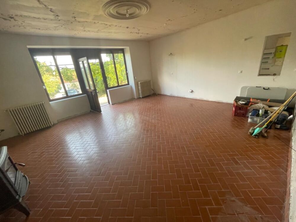 Maison 4 pièces 125 m² · à Jouillat · 125 m² · 117 000 €