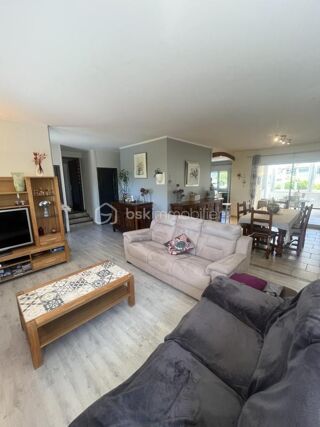  Propri�t�/ch�teau � vendre 6 pi�ces 180 m�