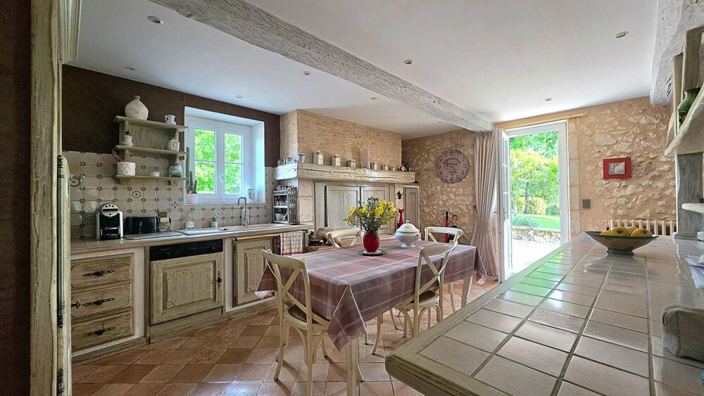 à vendre  Maison Beauronne (24400)
