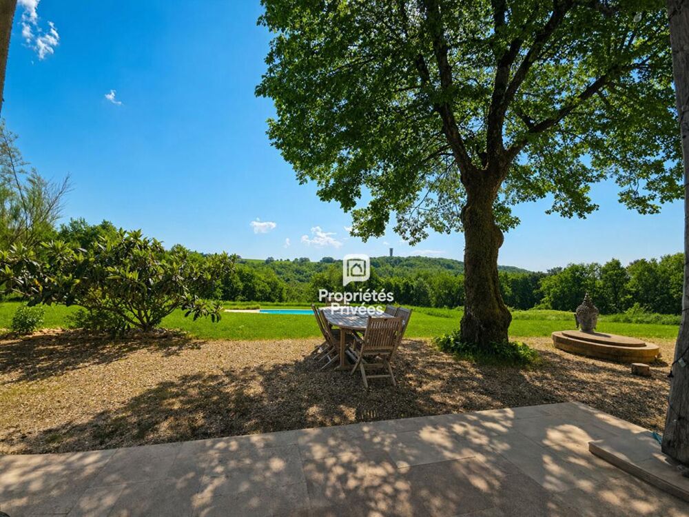 Demeure de prestige proche de Bazas 310 m2 - 11Ha