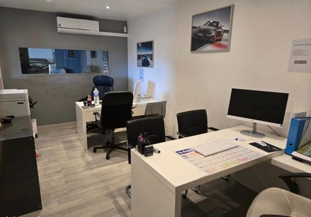   LOCAL COMMERCIAL / ENTREPÔT / GARAGE AVEC BUREAUX À LOUER / SECTEUR TOURS NORD 37 ) Notre dame d oe