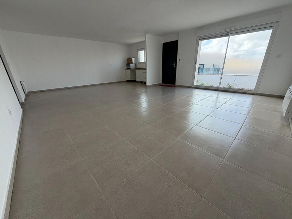 Maison Semussac 17120 5 pièce(s) 99 m2 garage jardin