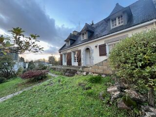  Maison � vendre 10 pi�ces 180 m�