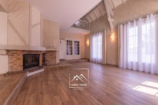  Maison à vendre 6 pièces 213 m²