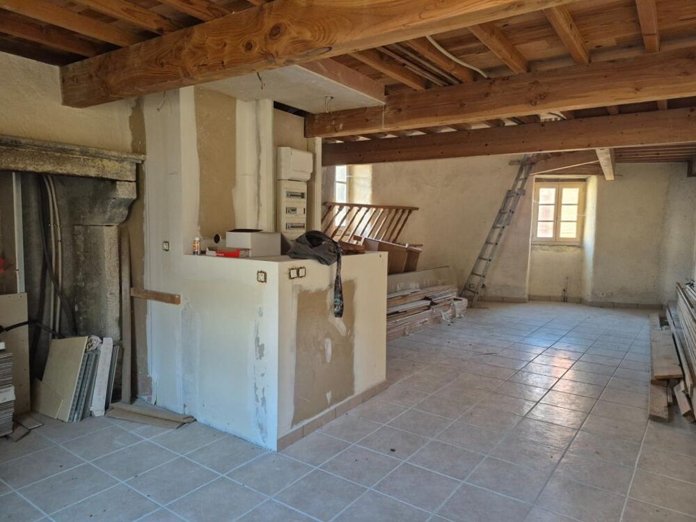 Exclusivité Maison Saint-Julien de Coppel