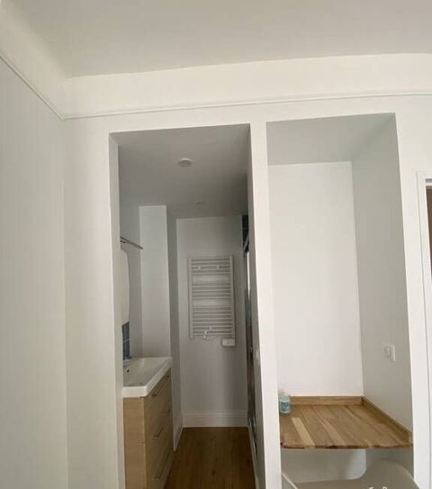  Appartement � louer 1 pi�ce 82 m�