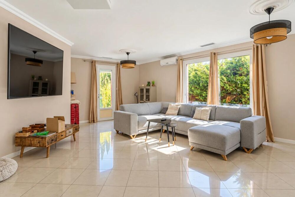 Vente Villa Villa 5 pièces de 150 m² à Pompignan Pompignan