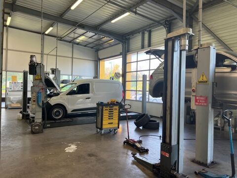 Dpt Loire (42), à vendre proche de ROANNE Garage mécanique, carrosserie, vente de voitures d'occasion 990000 42300 Roanne