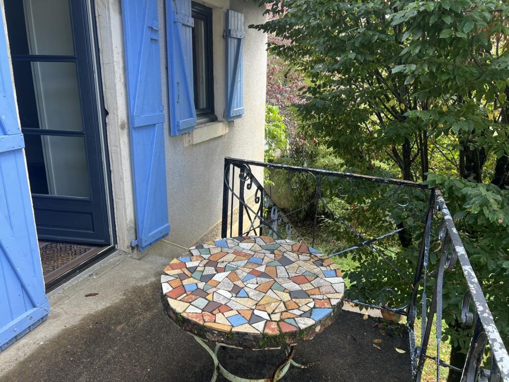 Location Appartement A LOUER AGREABLE TYPE 3 MEUBLE RUE DES TOURETTES Villefranche de rouergue