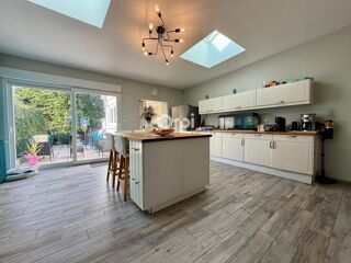  Maison à vendre 6 pièces 151 m²