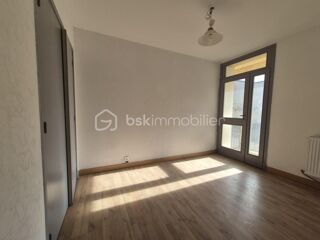 Vente Appartement VALENCE D'AGEN – CŒUR DE VILLE – T3 AVEC BALCON ET BOX Valence