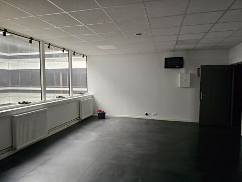   bureau de 70 m2 à vendre à vendre CERGY (95) 