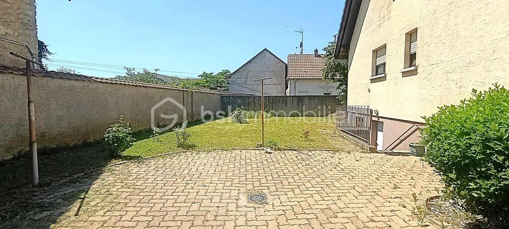 Vente Maison Grande maison individuelle sur 1000 m2 de terrain cloturé Battenheim