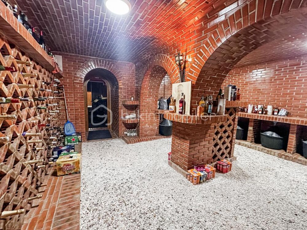  vendre  Proprit/chteau Dammarie-les-Lys (77190)