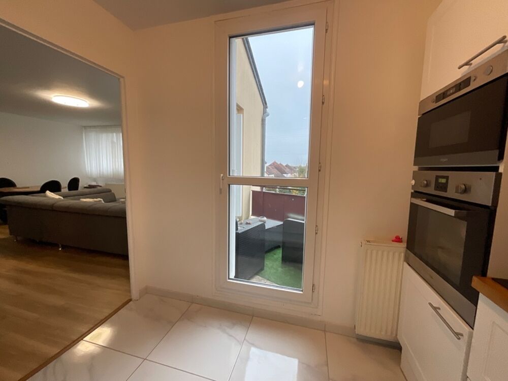 Vente Appartement Appartement à vendre 4 pièces  () Luisant
