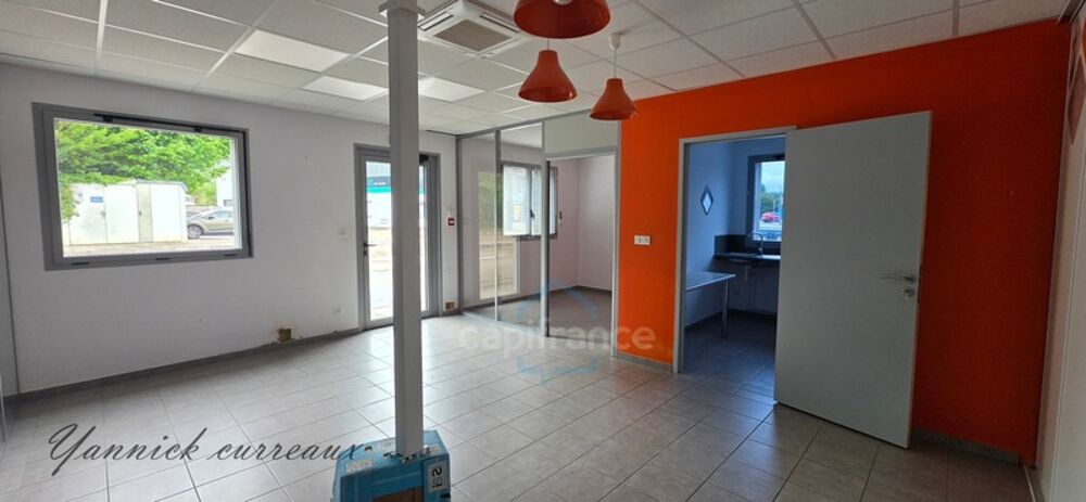   Local professionnel climatisé avec bureaux indépendants Tavaux