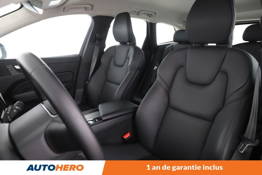 XC60 2.0 B4 Momentum Business Geartronic 8 197 ch 2022 occasion 92130 Issy-les-Moulineaux
