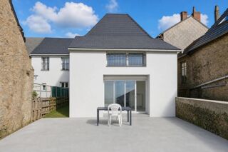  Propriété/château à vendre 6 pièces 200 m²