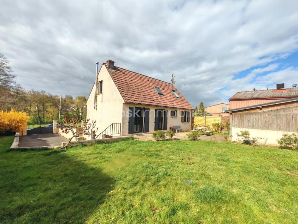 Maison avec sous sol total et jardin