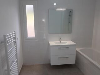  Appartement à louer 3 pièces 70 m²