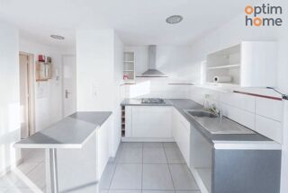  Appartement � vendre 4 pi�ces 77 m�