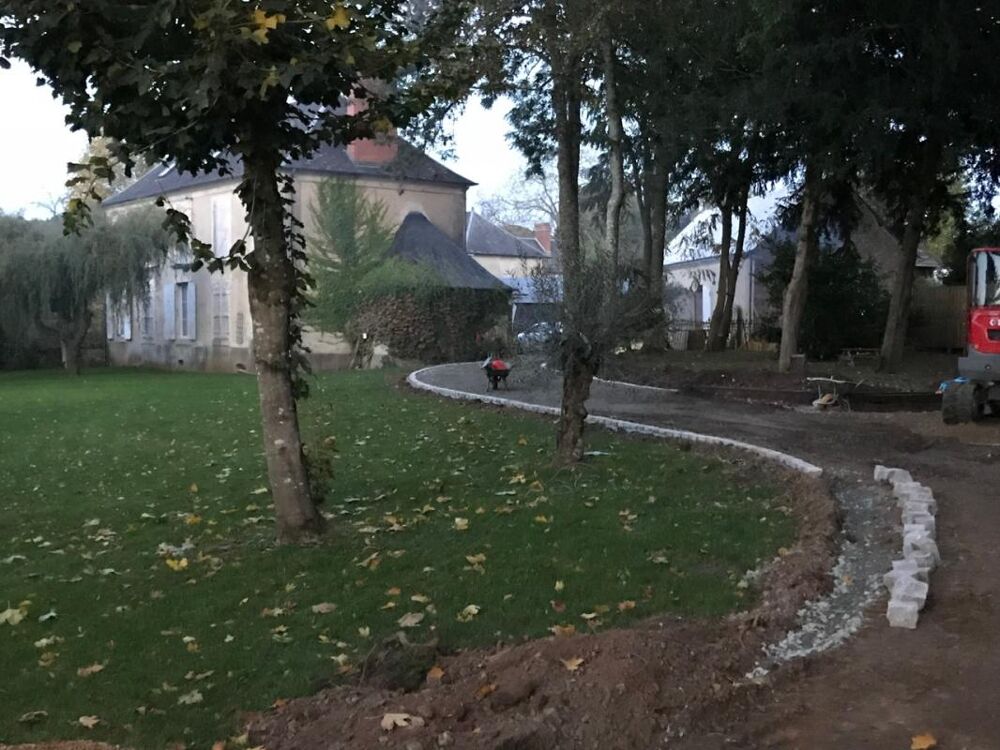 Bien rare : demeure de caractère avec parc, piscine et maison de gardien
