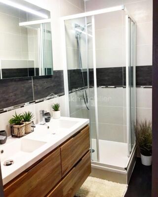  Appartement � vendre 4 pi�ces 74 m�