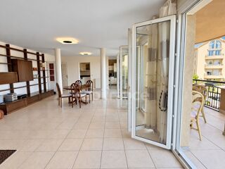  Appartement à vendre 5 pièces 180 m²
