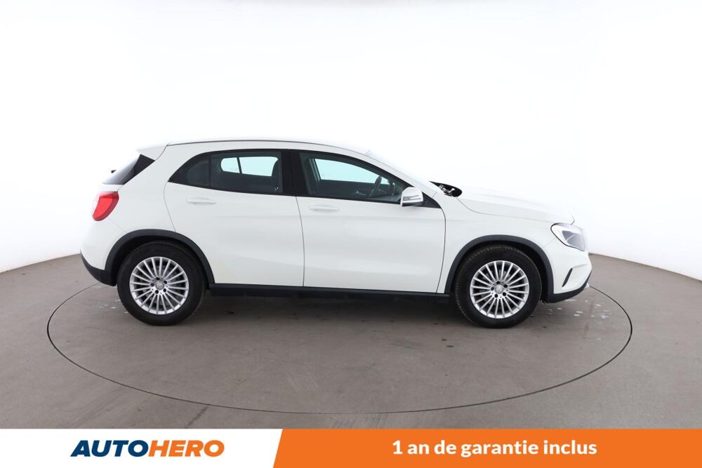 Classe GLA 180 Intuition 122 ch 2015 occasion 92130 Issy-les-Moulineaux