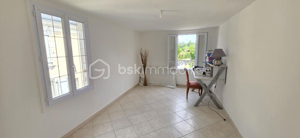 Vente Maison Maison familiale avec seconde maison neuve –DPE C et A - Opportunité rare avec revenus locatifs Noyant