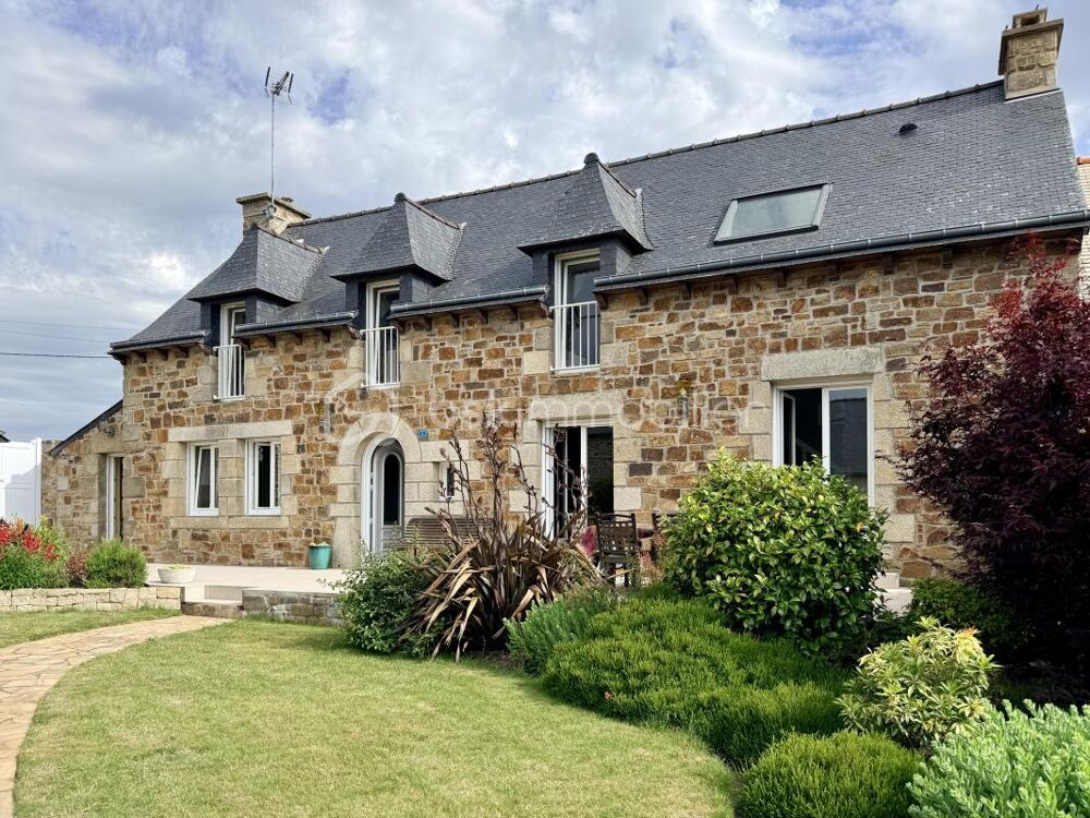 Ensemble immobilier de caractère au coeur de la campagne de Plestan
