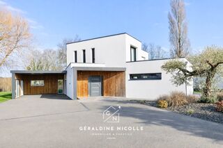  Maison � vendre 8 pi�ces 215 m�