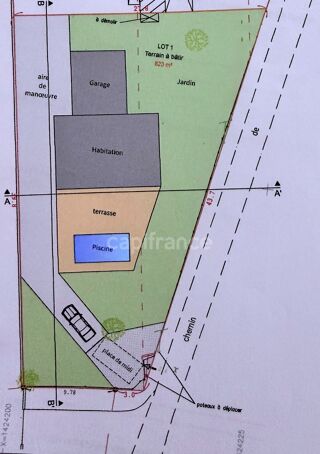  Terrain à vendre 823 m²