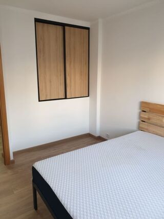  Appartement à louer 3 pièces 45 m²