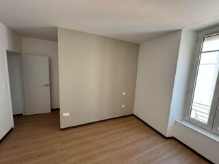  Appartement à louer 3 pièces 66 m²