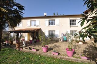  Maison  vendre 9 pices 280 m