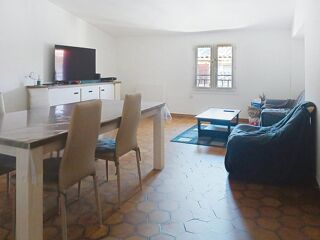  Appartement à louer 4 pièces 91 m²