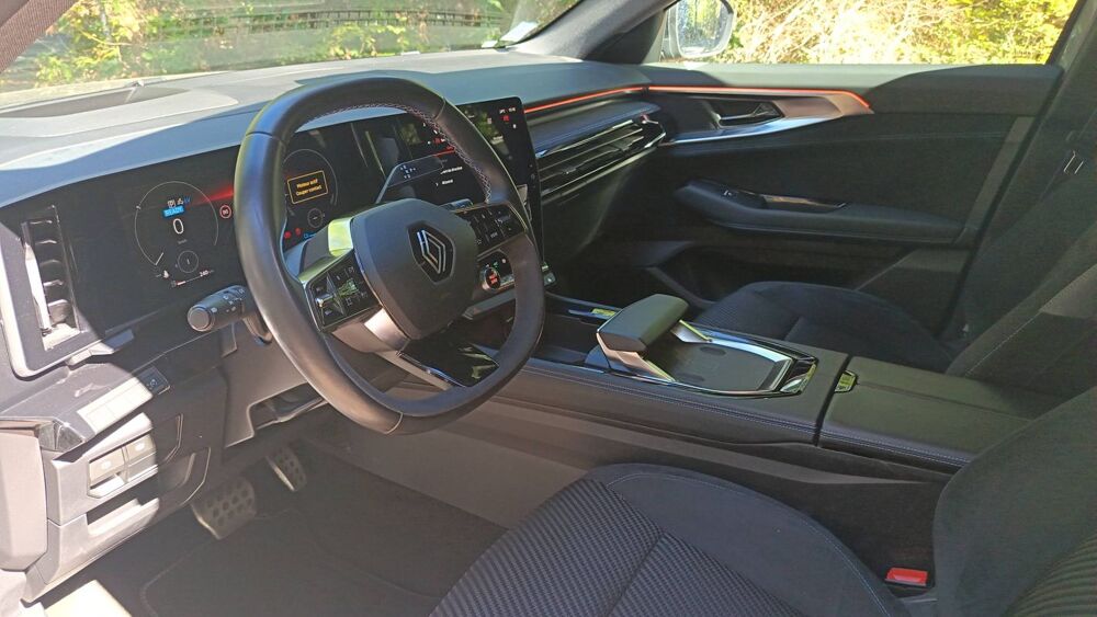 Austral I 1.2 DIG-T 200 Hybrid 2WD Xtronic Iconic Esprit Alpine 2023 occasion 71200 Saint Sernin Du Bois