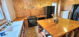  Maison  vendre 8 pices 210 m