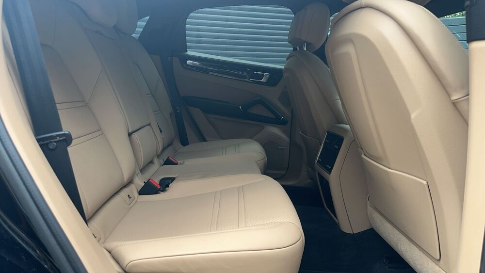 Cayenne III 3.0 461 E-Hybride AWD BVA8 . 2021 occasion 69140 Rillieux La Pape