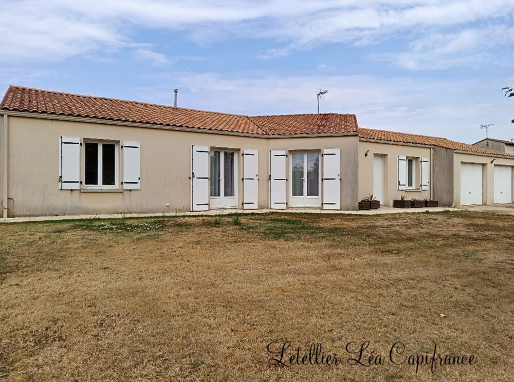 Maison à vendre 7 pièces SAINT GELAIS (79)