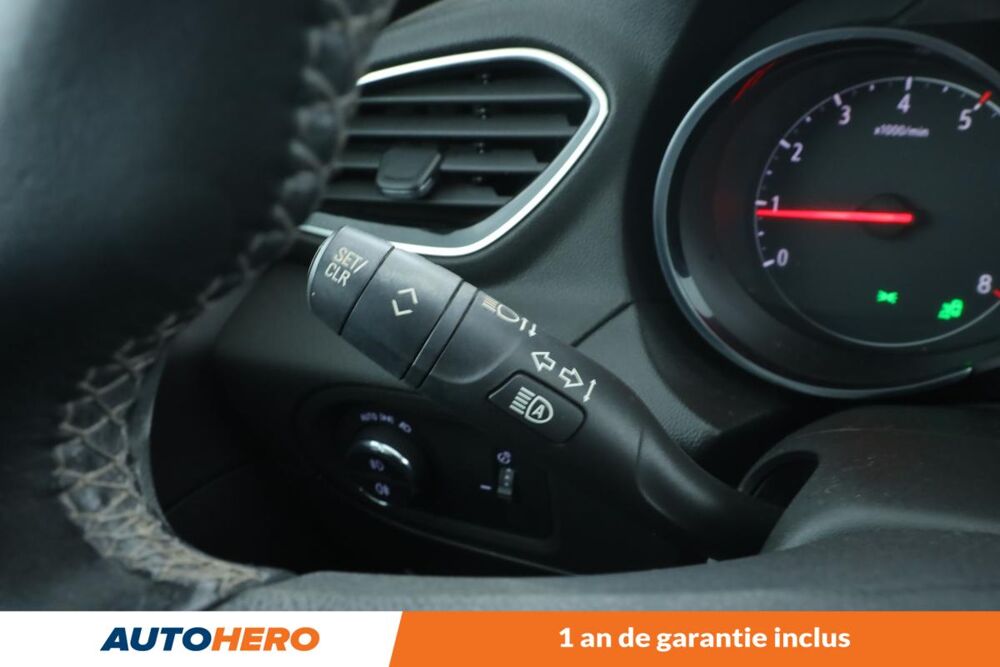 Grandland x 1.2 Turbo Elegance Business 130 ch 2021 occasion 92130 Issy-les-Moulineaux